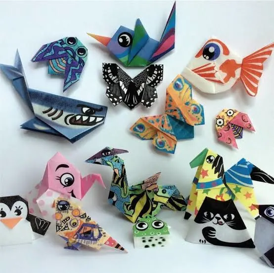 Actividad de origami para aprender inglés mediante proyectos creativos.