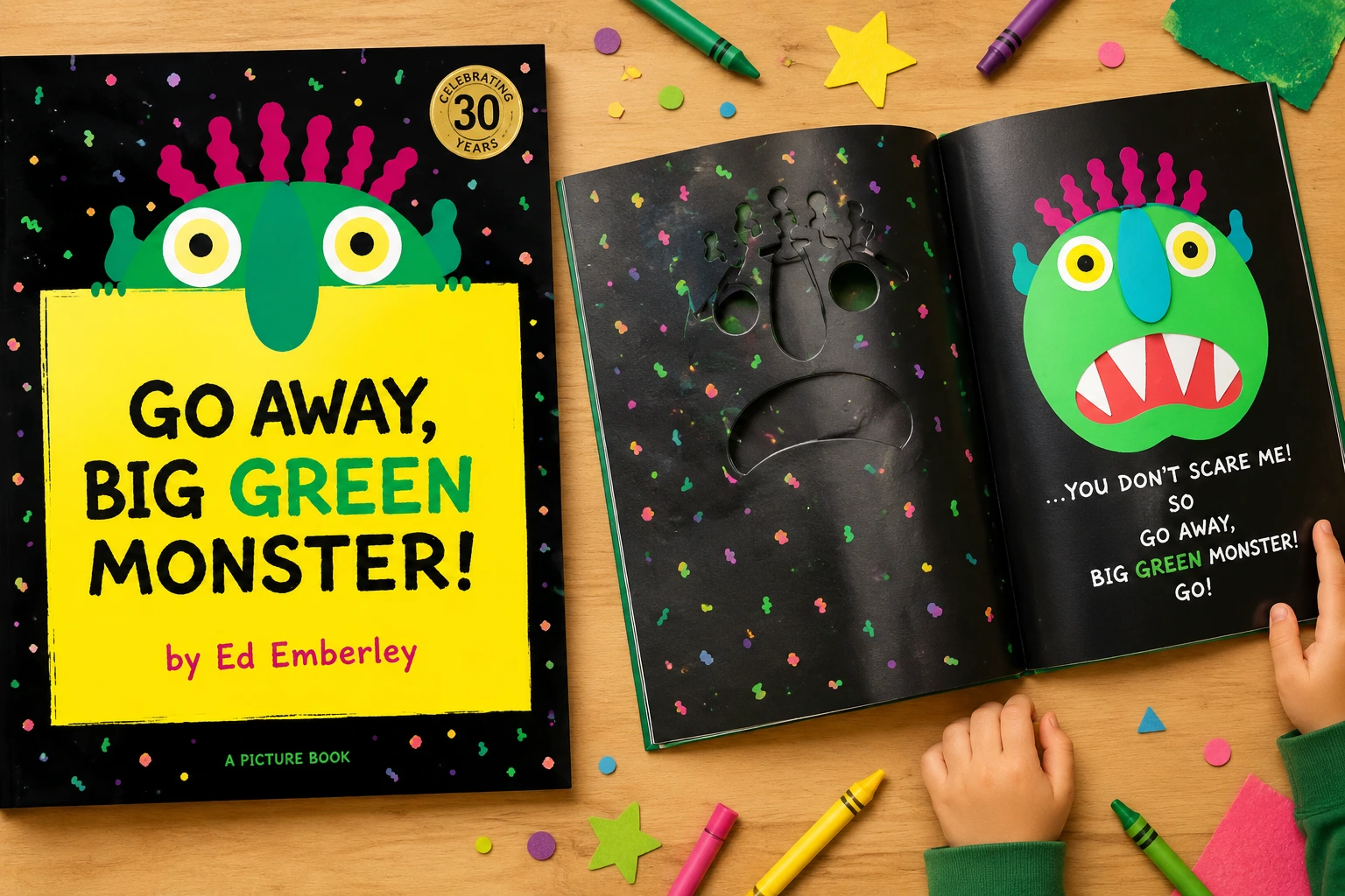 Niño aprendiendo inglés mediante cuentos ilustrados y storytelling creativo.